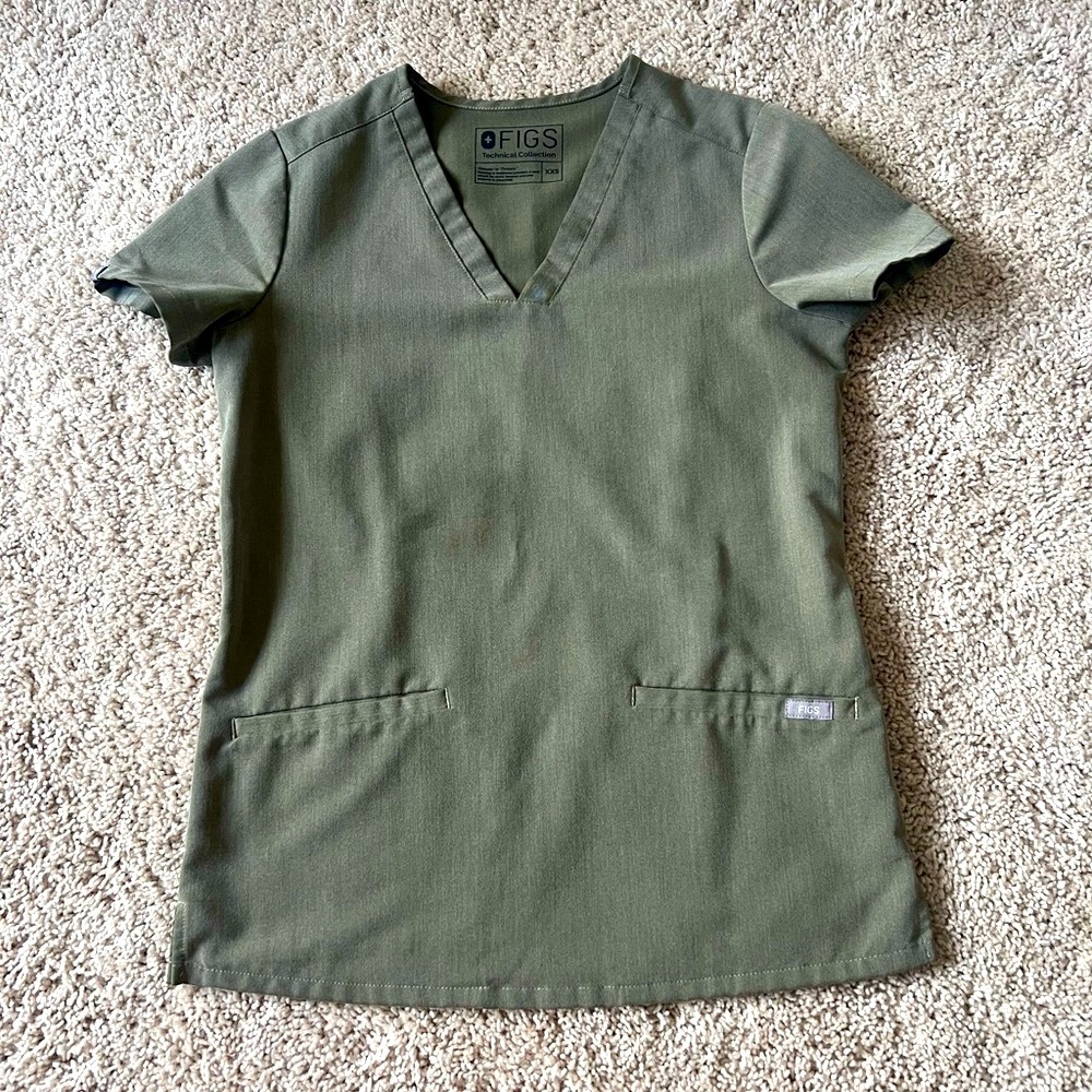 Heather Green Figs Scrub Top